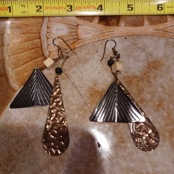 11 pairs of various earrings nine posts one hook two clip-ons - Picture 8 of 13